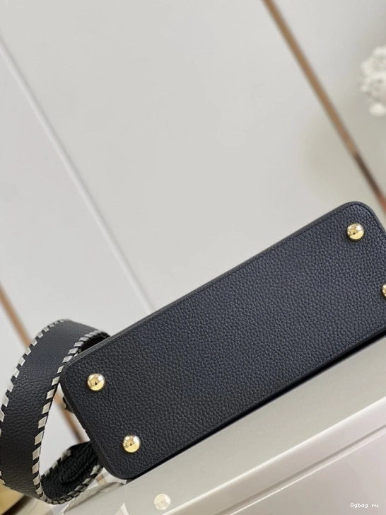 VUITTON CAPUCINES LOUIS MM 0807